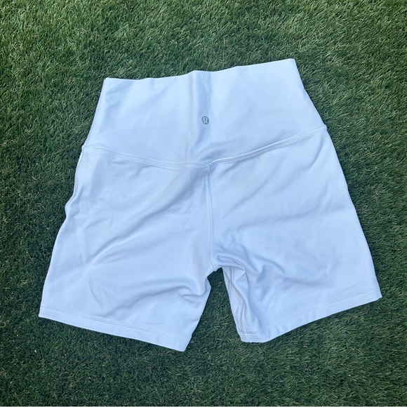 Lululemon White Align Shorts - Picture 2 of 3